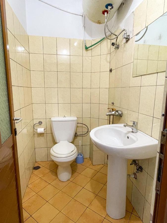 Hostel Andrey Sarandë Eksteriør billede