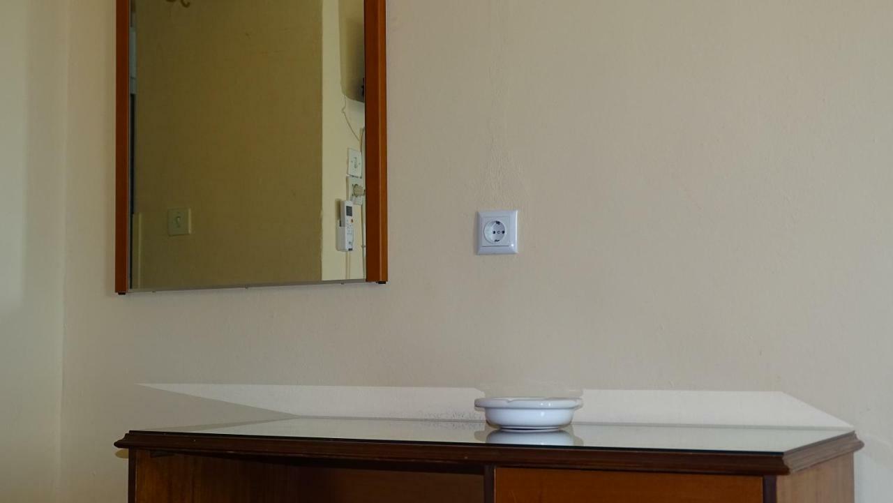Hostel Andrey Sarandë Eksteriør billede
